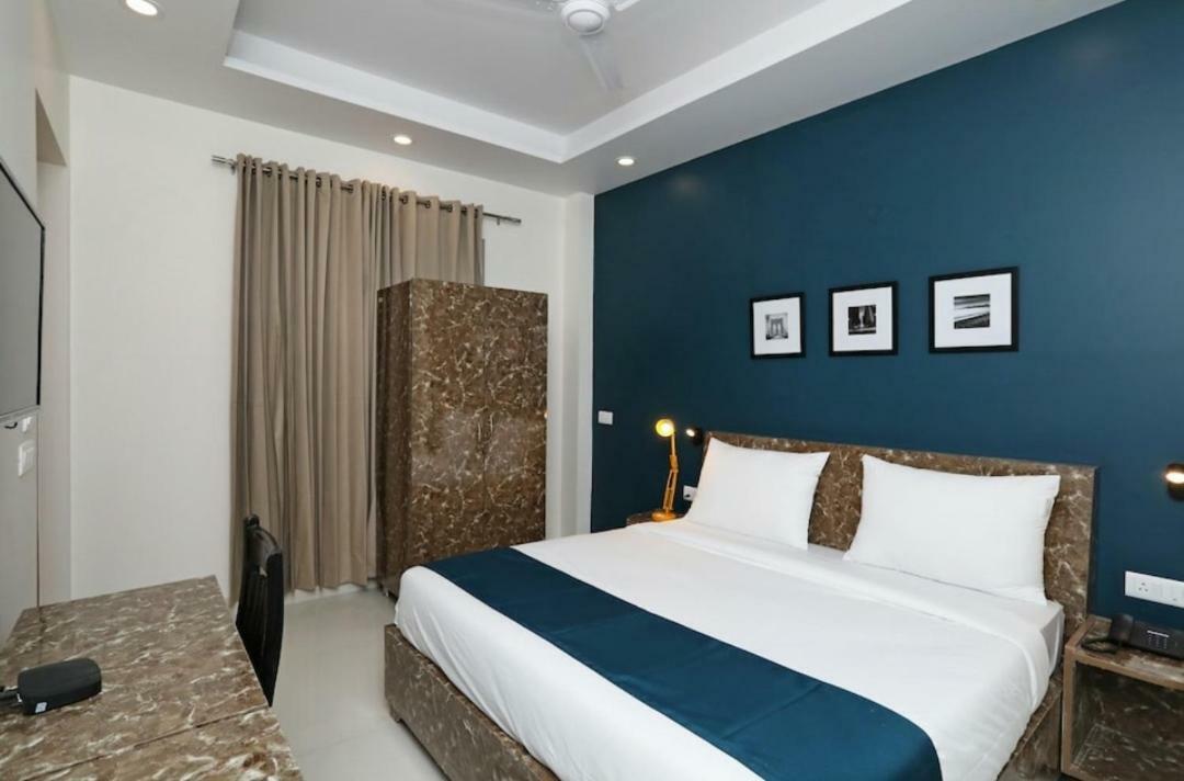 Hotel Galaxy Inn Gurgaon Ngoại thất bức ảnh